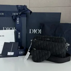 新品 デパートプール構造 Dior(ディオール) オブリーク トリプル ポーチ サドルバッグ ブラック