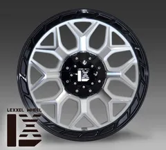 ひろランクル250純正18インチホイール 4本セット　美品　値引き可能！！ TOYOTA純正 ランクル250 18インチ タイヤ・ホイールセット