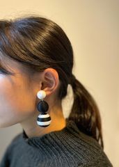 ボンボンイヤリング3連 ３連ボンボンイヤリング・ピアス - ROSECOLOR-12\u0027S GALLERY | minne