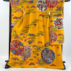 栗山吉三郎 琉球紅型 振袖 正絹 落款 栗山吉三郎 琉球紅型 振袖 正絹 落款 - メルカリ