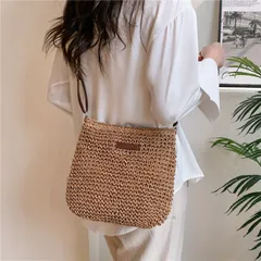 新品 ストロー製ショルダーバッグ ミニサイズかご型バッグ 斜め掛け対応 夏向けナチュラル素材 麦わら風テイスト 軽量ショルダー コンパクト収納 シンプルデザイン 肩掛けカバン kkk