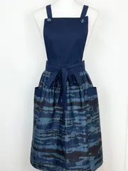 濃紺のお洒落なハンドメイド大人用エプロン