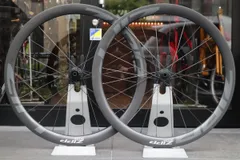 【中古】ZIPP 303s ディスク カーボンホイール ジップ ZIPP 303S カーボン チューブレスレディ ディスク