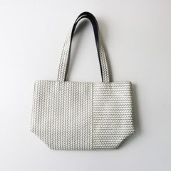 ヒロコハヤシ オッティカ トートバック S ベージュ - メルカリ
