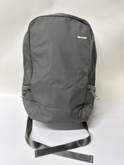 ✨極美品✨ Incase ICON Backpack リュック 3層 PC収納 - メルカリ