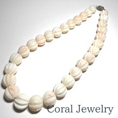 海泡のきらめき - 12mm天然桃珊瑚ネックレス（シルバー金具） 海泡のきらめき - 12mm天然桃珊瑚ネックレス（シルバー金具
