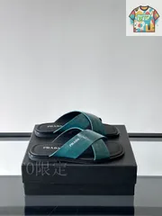 【希少】PRADA ロゴ入り ラバーソール スエード スリッパ 2色 2025年最新】プラダ スリッパの人気アイテム - メルカリ