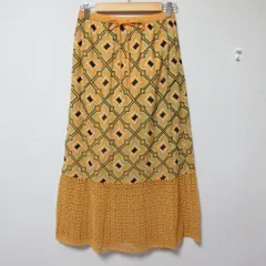 美品 23SS GRACE CONTINENTAL グレースコンチネンタル キカ刺繍ロングスカート 0123121021 36 オレンジ レディース 古着 中古 USEDのサムネイル