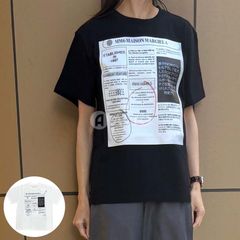 【2025春夏物モデル】☆1/25入荷☆ MM6 メゾンマルジェラ　エムエムシックス ニュースペーパー プリントTシャツ 半袖 クルーネック S52GC0337 S24312 レディース ブラック