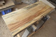 アウトレット トチ(橡)の一枚板 長さ約105cm 幅約39～46cm 厚さ約2.9cm DIY用 Z147