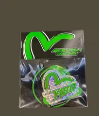 EViSUイーボコラボ限定グッズ、王一博モデル！3.0-4.0