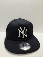 Newera ニューヨークヤンキース Golfer スナップバックキャップ ネイビーカラー