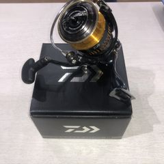 未使用品 09トーナメントISO Z3000LBD+競技スプール - メルカリ
