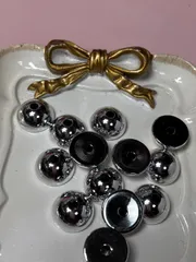 シルバー半球ビーズ　20個セット400円