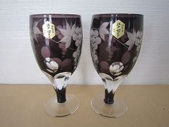 ペア ２客 伝統工芸 江戸切子 彩鳳 葡萄文様 ワイングラス ビール杯 硝子工房  ガラスコップ【美品】MO1027NAK【Shops 匿名配送】