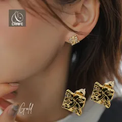 ピアス 金属アレルギー対応 18Kコーティング レディース 大人 モダン かわいい エレガント ジルコニア エンボス ジュエリー ゴールド 送料無料 プチプライス高見え CRAIFE