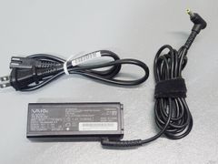 SONY　　電源アダプター　ノートパソコン　10.5V3.8A　5.0V1.0A　USB VAIO