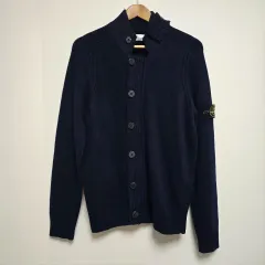 2025年最新】STONE ISLAND メンズ カーディガンの人気アイテム