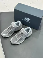 2025年最新】new balance 2002r 26.5の人気アイテム - メルカリ