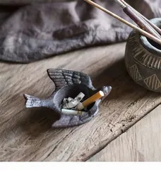 ツバメ キャンドルホルダー 小物入れ アンティーク 燭台  アイアン レトロ 灰皿　鋳鉄　 2個セット