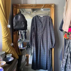 @ 花柄 ワンピース シャツ ロング 総柄 ブルー 青 藍色 ネイビー 紺色 お呼ばれ　デート　オフィスカジュアル　食事会　長袖