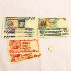 [KO]インドネシア　硬貨1枚 旧紙幣10枚　100ルピア,500ルピア,1000ルピア　1999年,1984年,1988年,1987年