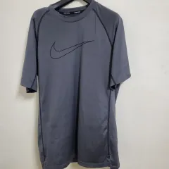 Nike(ナイキ） ドライフィット 半袖 Tシャツ グレー