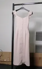 【USED/美品】evelyn ギャザーワンピース ショルダーフリル ガーリー スモークピンクベージュ ONE PIECE キャミワンピース (#DX6RG)