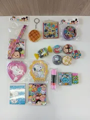 【美品】 ディズニーツムツム 文具4点セット & ミニオンズ コンパクトミラー & スヌーピー ノート 他文房具17点セット タオル マスキングテープ ミニタオル スティックのり 消しゴム 事務用品 現状品