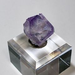ゾーニングくっきりのフローライト 鉱物標本 原石 天然石 蛍石 - メルカリ
