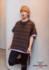 【中古】生写真(ジャニーズ) Hey! Say! JUMP/山田涼介/膝上・衣装紺紫・両手下・体やや左向き/「Hey! Say! JUMP LIVE TOUR SENSE or LOVE」オリジナルフォトセット