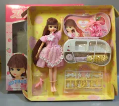 タカラ 香り&ヘアカラーチェンジ ストロベリーリカちゃん