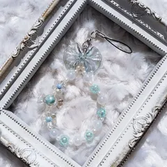 035 ハンドメイド キーホルダー ブルー