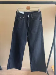 H ＆ M 黒 洗濯用デニム ブーツカット フレアデニム デニム 30 ー 31