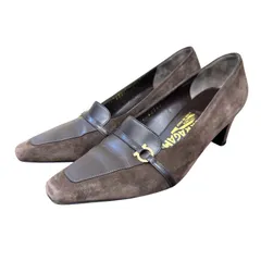 Salvatore Ferragamo / サルヴァトーレフェラガモ　スクエアトゥ　ガンチーニ パンプス　スエード　レザー