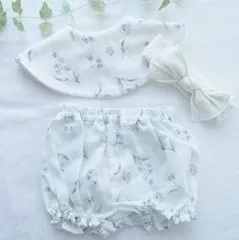 【Lien de famille】 花言葉スタイ ヘアバンド ブルマーの3点セット 【かすみ草　パープル】 花柄 新生児 赤ちゃん用 ダブルガーゼ 日本製 ベビー  出産祝い プレゼント おでかけ おめかし 誕生日 フォーマル