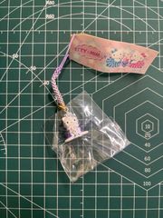 ハローキティ　根付　那須限定　九尾の狐バージョン ハローキティ 根付 那須限定 九尾の狐バージョン - メルカリ