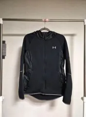 55 ) UNDER ARMOUR(アンダーアーマー) フード ジップアップジャンパー