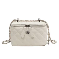 ミニバッグ レディース  新作 トレンド 小型 デザイン ショルダーバッグ 斜め掛け 人気 チェーンバッグ おしゃれ クラシック ブラック M250310-66