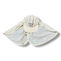 参考上代19800円 UNDERCOVER 24SS サンシェード付き 刺繍ロゴ ナイロンキャップ 帽子 アンダーカバー UP1D4H03 オフホワイト系 F  96990A3のサムネイル