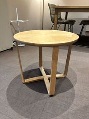 カンディハウス KAMUY 丸テーブル ナラ材 ブラウン 58センチ カンディハウス KAMUY 丸テーブル ナラ材 ブラウン 58センチ