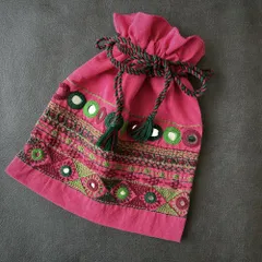 巾着バッグ　ランバニ刺繍　バンジャラ刺繍　手織り　手刺繍　A