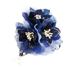 [クレインズコレクション] 手作り リリー コサージュ ブローチ ピン クリップ フォーマル シーン や エレガント な装いに (ネイビー)