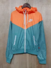 NIKE(ナイキ) ウィンドブレーカー ジップアップパーカー フード付き