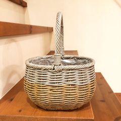 プラスチック製バスケット　ビニール素材のバスケット　ナチュラル　可愛い　インテリアにも♪ 寄せ植え　花　アレンジ