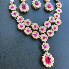 【1セット限り】超絶ゴージャス！絶対お得！ボリウッドスタイル エスニック3点セット（フューシャピンク） NP-032-2