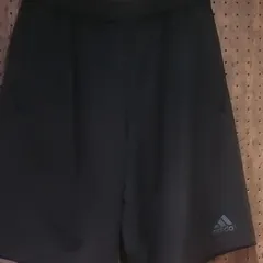 adidas アディダス　CLIMALITE　ハーフパンツ　ゴム・ひもウエスト　サイズM