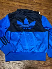 2025年最新】adidas レディース スカジャンの人気アイテム