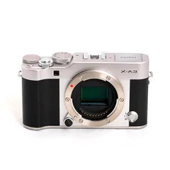 富士フイルム - りんぐ☆新品☆ FUJIFILM X-A3 ボディ シルバー 富士フイルム、クラシカルデザインのミラーレス一眼「FUJIFILM X