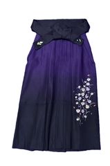 ms25214-4   Мサイズ　М 在庫限り　大学生　袴　卒業式　美品　紫　グラテーション袴　グラデーション　刺繍　紐